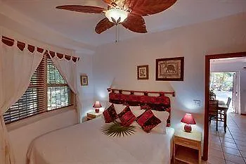 Hotel Xanadu Island